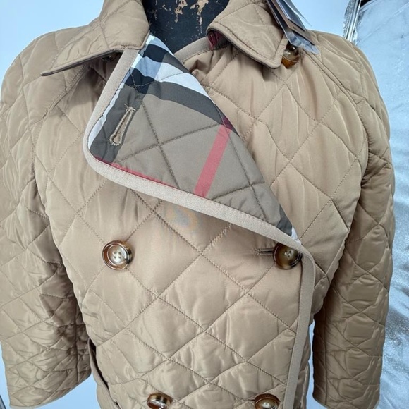 NWT Authentic Burberry Diamond Quilted Jacket. - Picture 2 of 14
